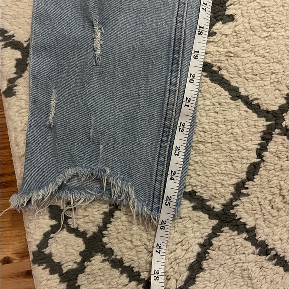 High Rise Mom Jeans - Picture 5 of 9